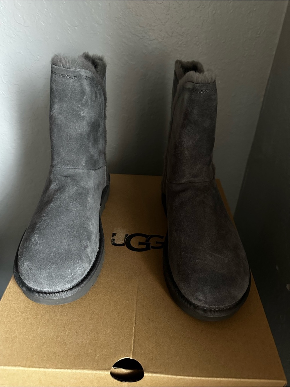 UGG Women’s Classic Short Suede Boots in Charcoal Gray